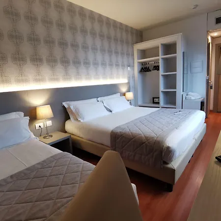 Hotel President-3